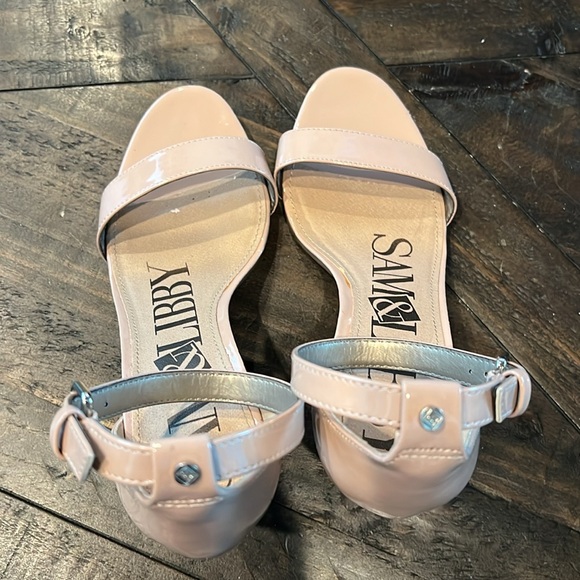 🔥 5 for $25 | SAM & LIBBY | Nude Women’s Heals | Size 8 - Picture 3 of 6